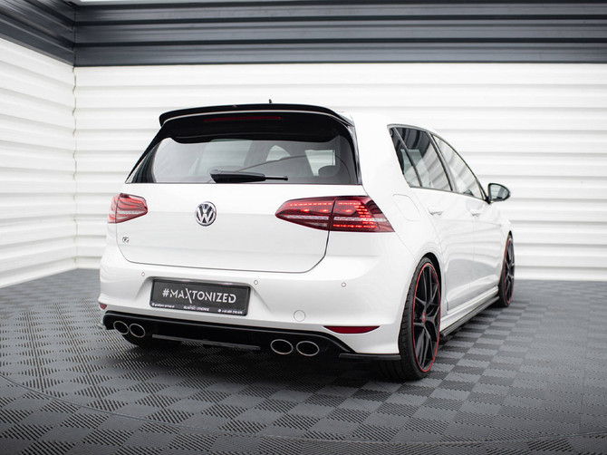 Maxton Design Central Rear Splitter (Vertical Bars) VW Golf R Mk7 - Carbon Look