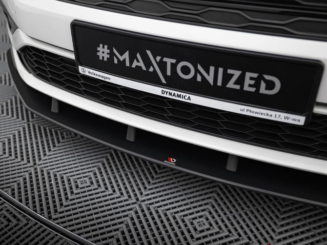 Maxton Design Street PRO Front Splitter Volkswagen Jetta GLI Mk7