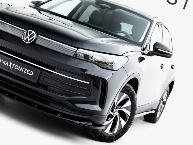 Maxton Design Front Splitter V.2 Volkswagen Tiguan Mk3