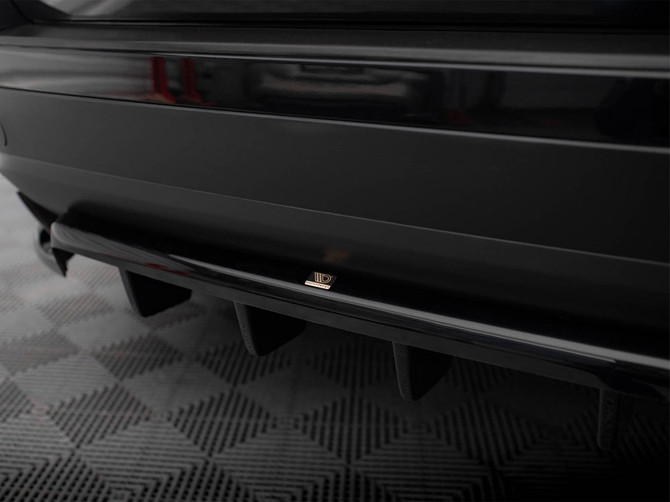 Maxton Design Rear Splitter (Vertical Bars) Volkswagen Touareg Mk2