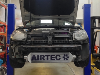 Airtec Intercooler Upgrade for Volkswagen Golf Mk6 2.0TDI CR 140bhp – Satin Black Core, Black Hoses, view 1