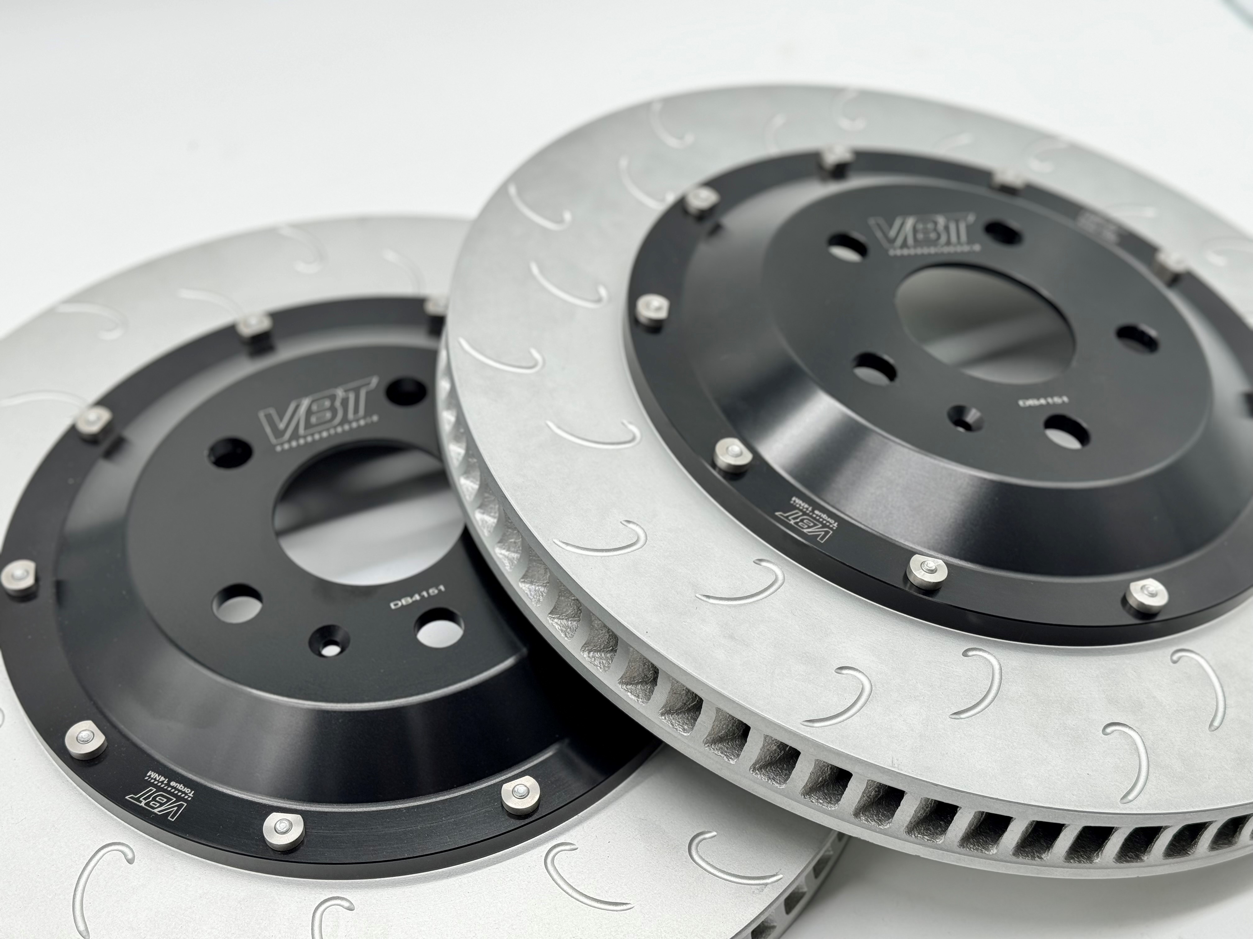 Vagbremtechnic Hooked 370x34mm Front Brake Discs - RS3 8V Saloon, view 1
