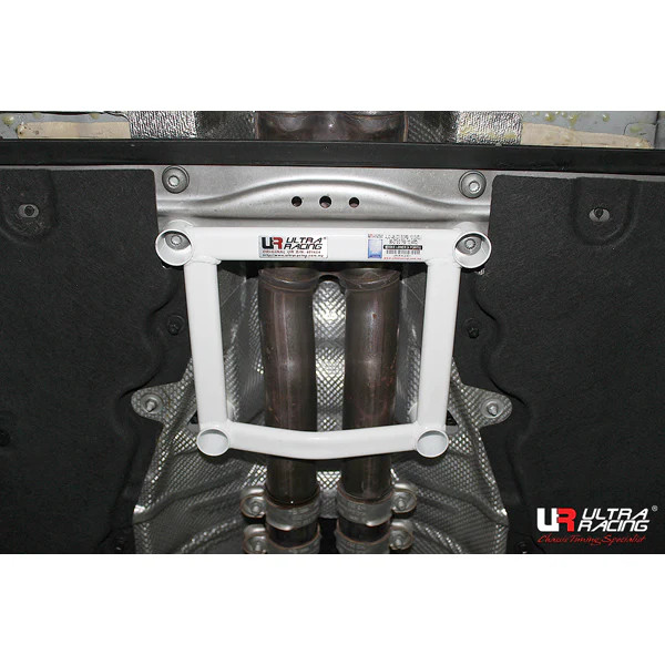Ultra Racing Mid Lower Brace - A6 (C7) 1.8 TSI 2014-, view 1