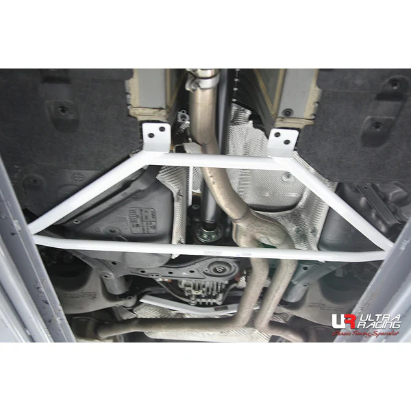 Ultra Racing Rear Lower Brace - A8 (D4) 4.2 FSI Quattro 2010-