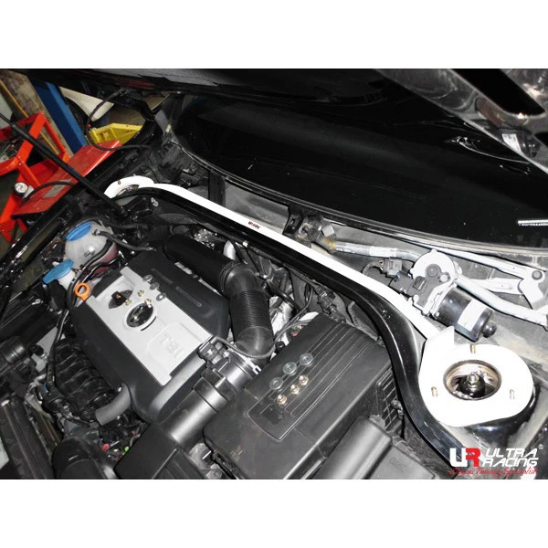Ultra Racing Front Strut Brace - Passat (B7) 2.0 TSI 2010-, view 1