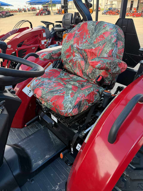 MH03 2026 Mahindra tractor seat