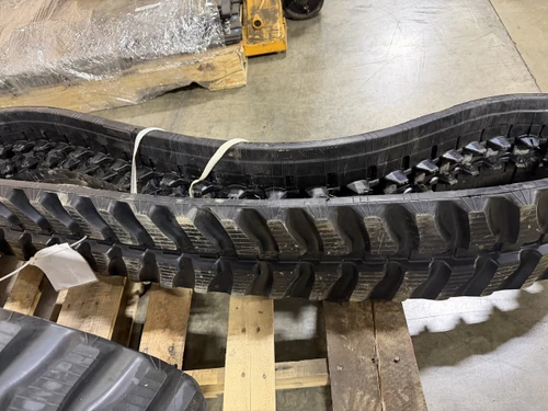 230x72x45K V Lug Discounted Rubber Track
