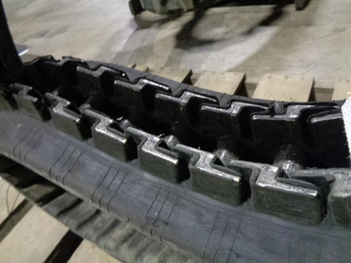 150x48x67 Sprocket Driven Discounted Rubber Track- TH23A16121