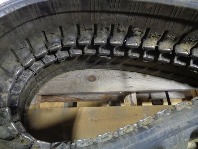 350x55x88 Discounted Rubber Track - SPF15968