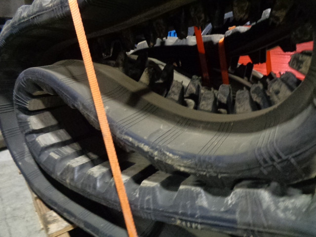 B400x86x50 C-Lug Discounted Rubber Track - C2013188