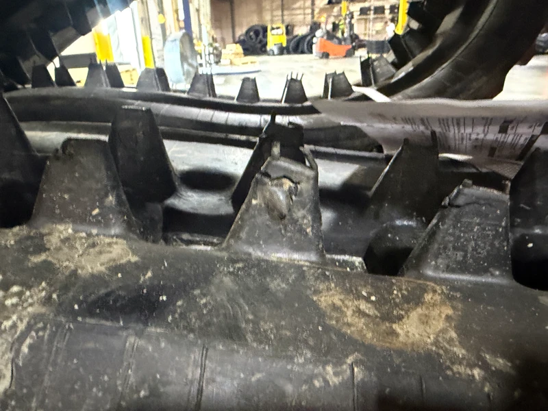 B450x86x56 MB Split Bar Discounted Rubber Track - SQR15571