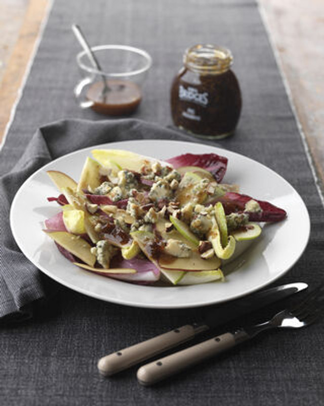 Chicory, apple and Stilton salad with fig preserve recipe
