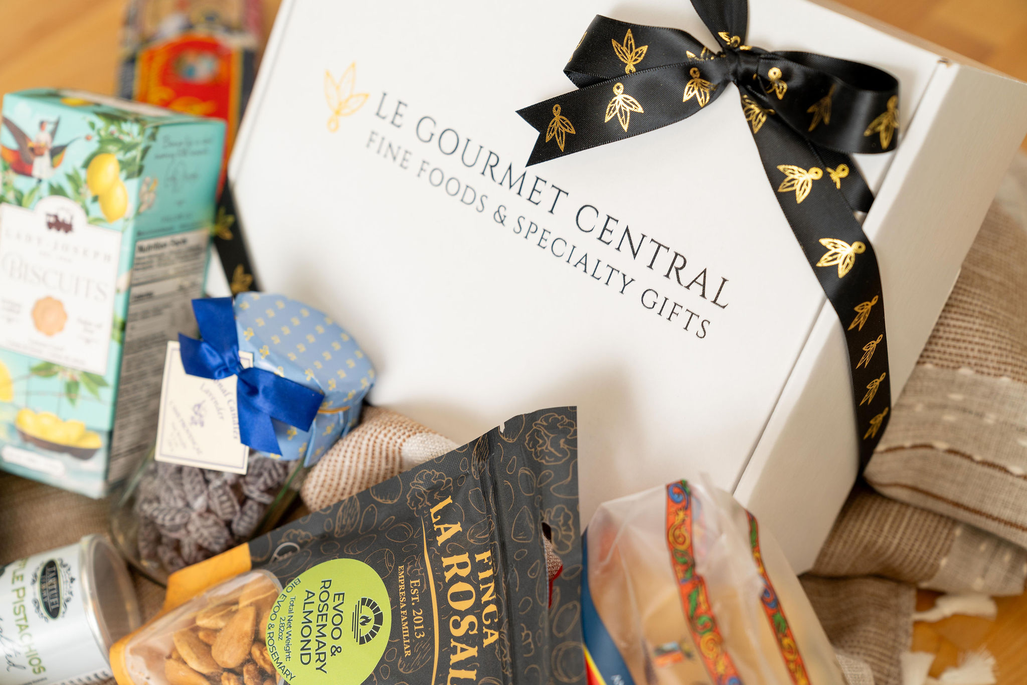 What Makes Le Gourmet Central Different from Other Gourmet Stores?