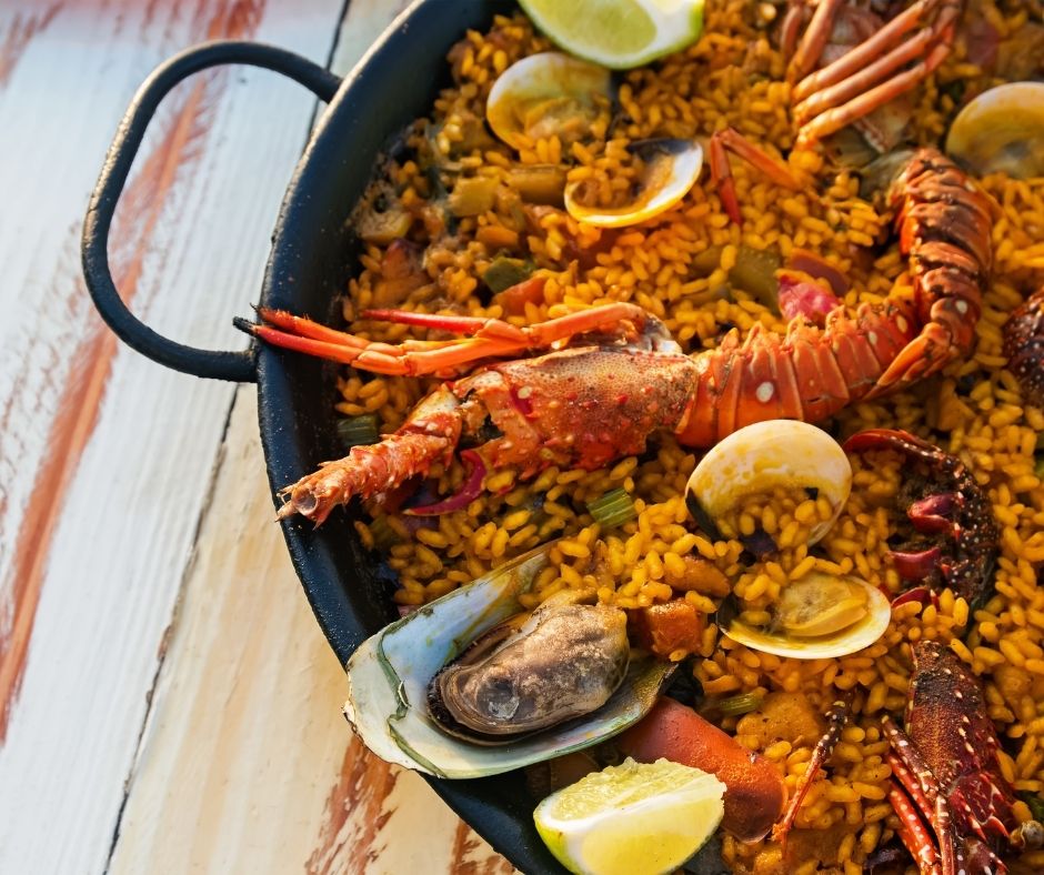 The Ultimate Guide to Spanish Paella | Le Gourmet Central