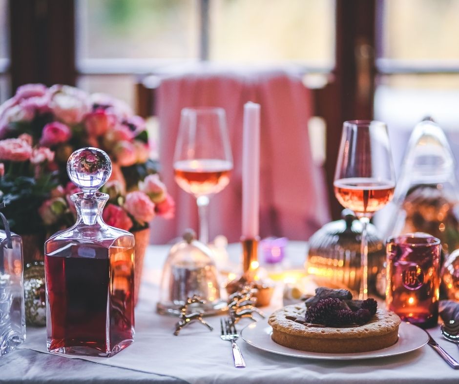 Romantic Dinner-Date Ideas at Home | Le Gourmet Central