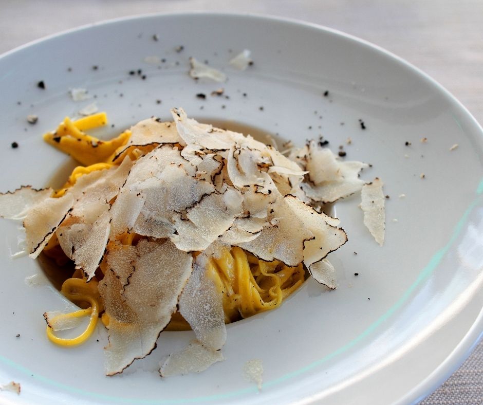 White Truffle Pasta Recipe | Le Gourmet Central