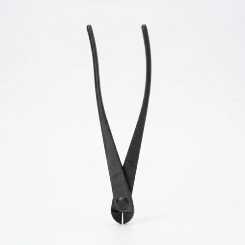 Traditional Yoshiaki bonsai wire cutter in black carbon steel, with long slender handles