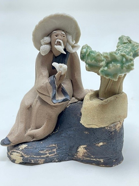 Chinese Figurine - Man Sitting Smoking a Pipe Admiring His Bonsai (F-030) Chinese Figurine - Man Sitting Smoking a Pipe Admiring His Bonsai (F-030)