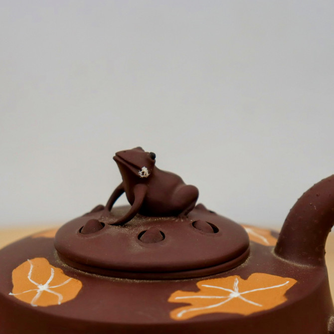 Handmade Yixing Tea Pot (No. 1)