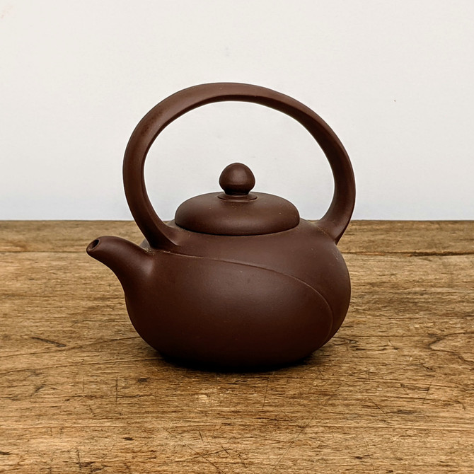 Handmade Yixing Tea Pot (No. 7) Handmade Yixing Tea Pot (No. 7)