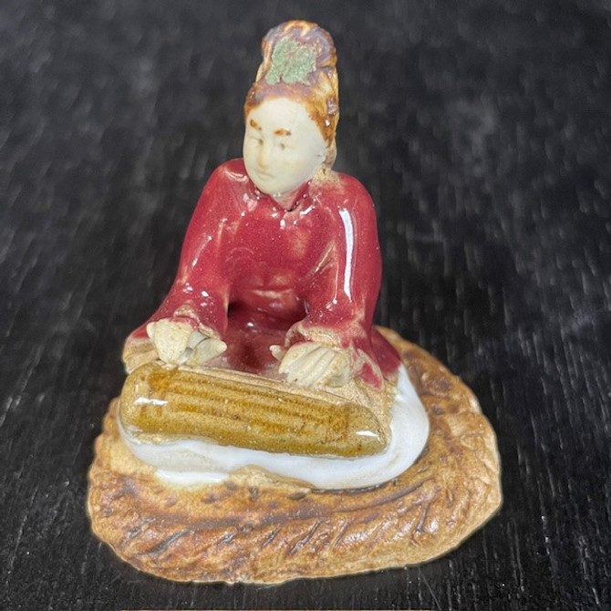 Chinese Figurine - Woman Sitting on Rug Playing Koto Harp -Glazed (F-040) Chinese Figurine - Woman Sitting on Rug Playing Koto Harp -Glazed (F-040)