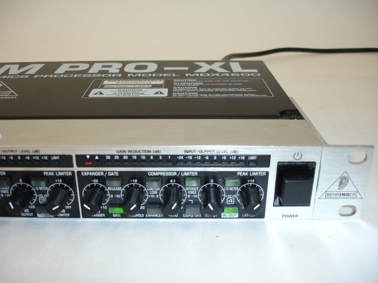 Behringer MULTICOM PRO-XL MDX4600 4-Ch Compressor/Limiter/Gate