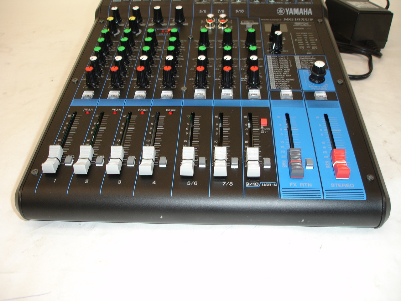 Yamaha MG10XUF 10-Channel Mixer - Previously Owned - Bill's Music