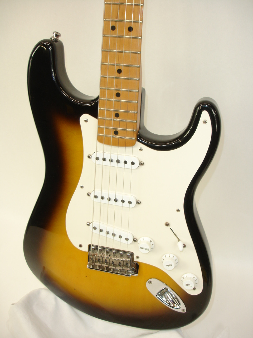 2003 Fender Jimmie Vaughan Tex-Mex Strat Electric Guitar, Maple