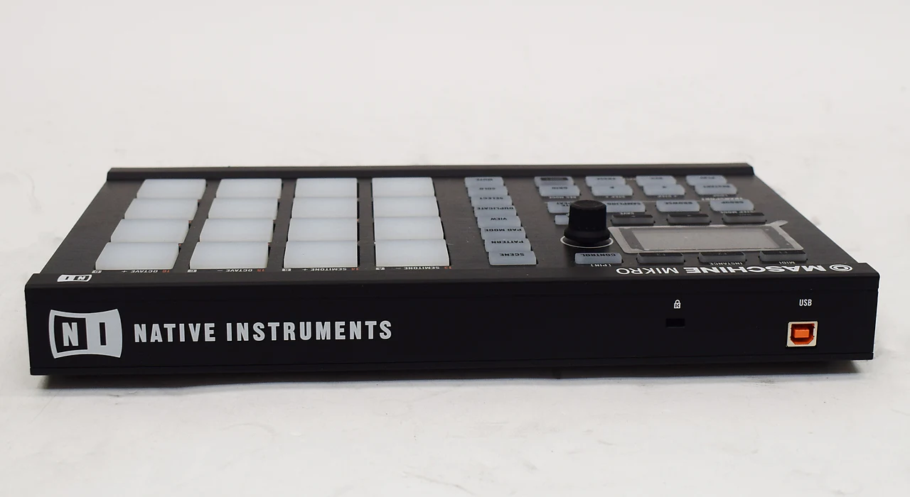 Native Instruments Maschine Mikro Mk2 Production and Performance