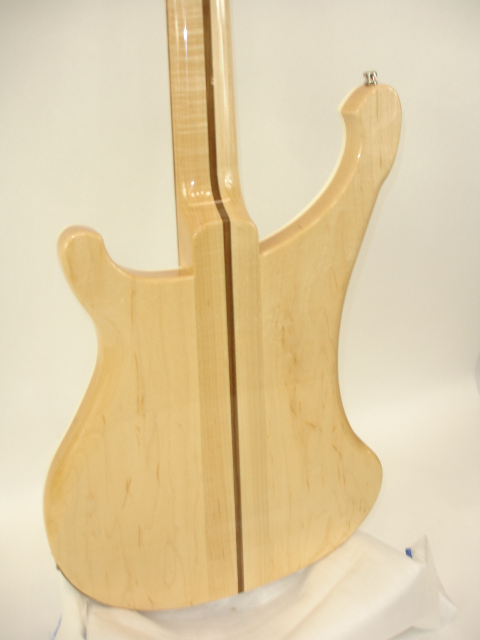 Rickenbacker 4003 Electric Bass Guitar - Maple Glo with Case