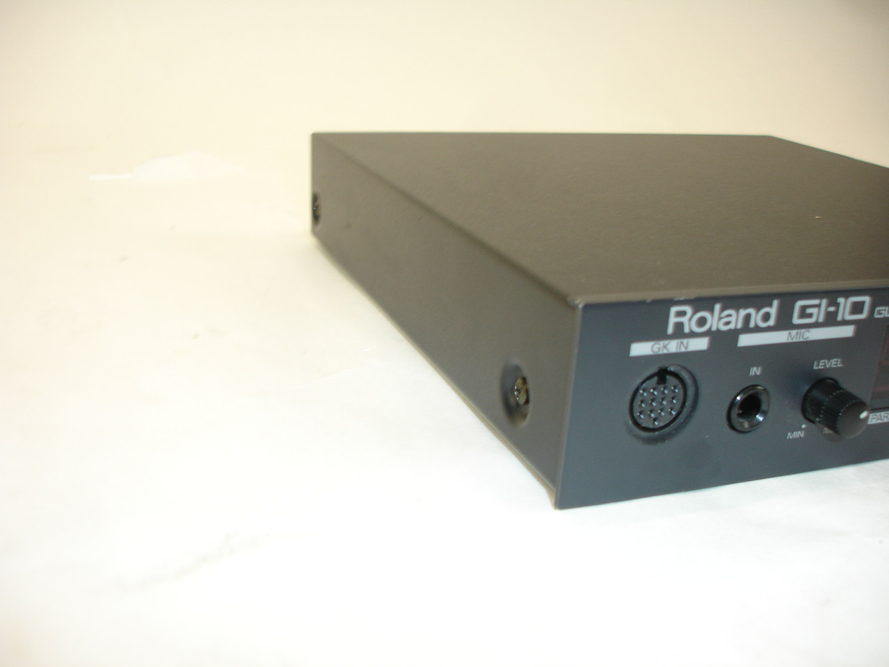 Roland GI-10 ギターMIDIインターフェース