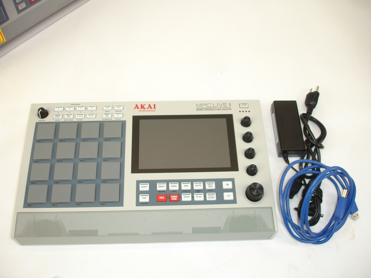 先着】AKAI MPC Live II+LPK25+SONYMDR-7506 MPC Live II with