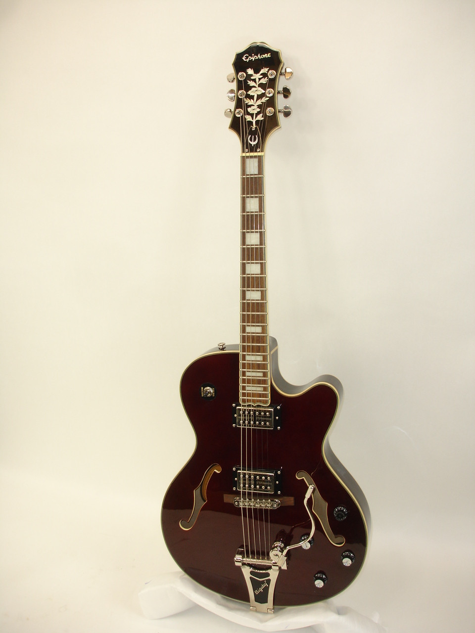 2010 Epiphone Emperor Swingster Hollowbody Electric Guitar