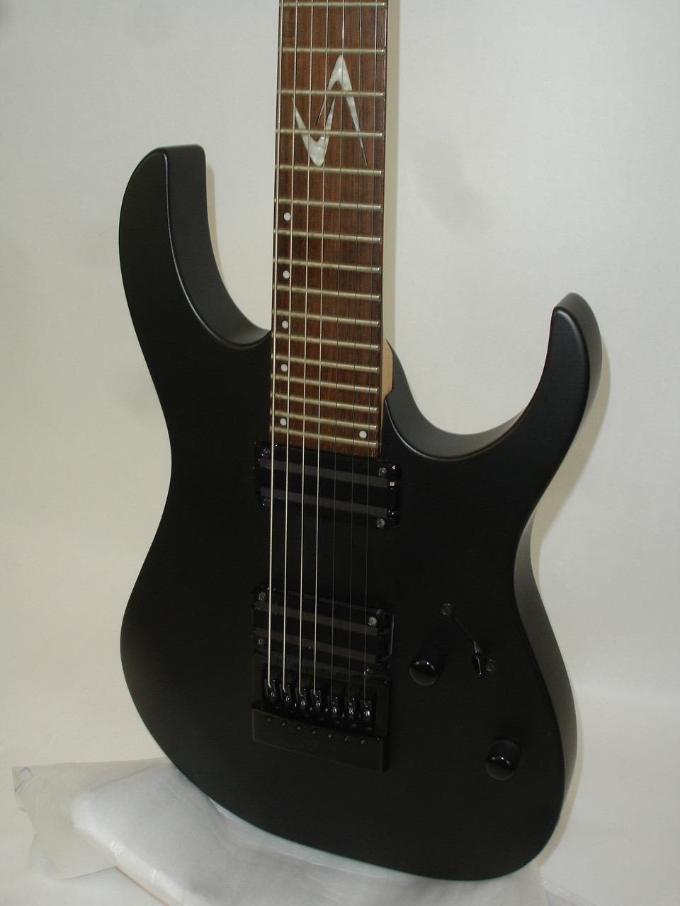 ギター VGS soulmaster7 Used Vgs Soulmaster 7 Black Solid Body Electric Guitar Black