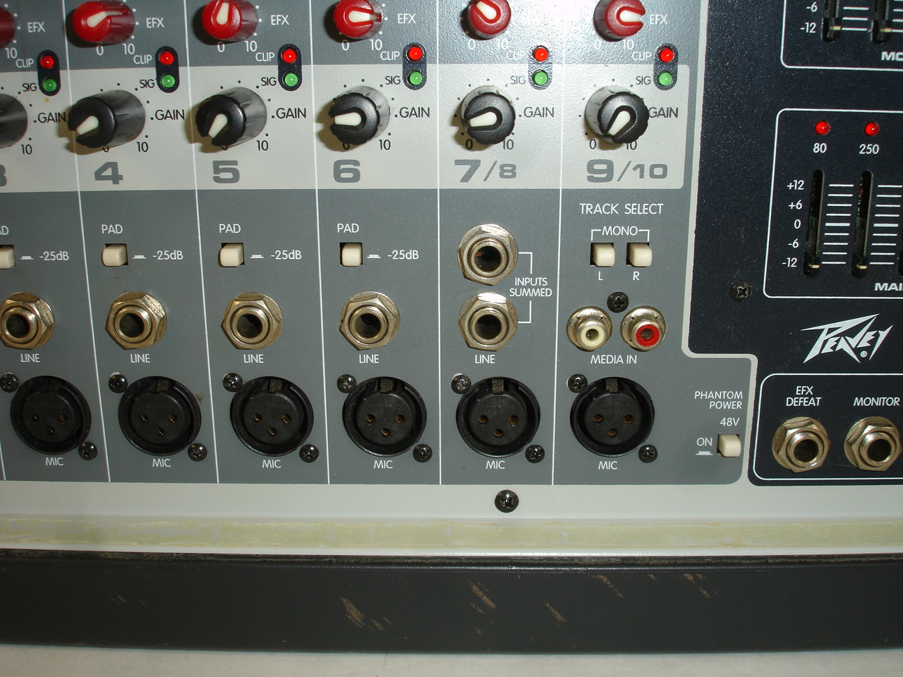 Peavey XR8600 8-Channel Powered Mixer XR 8600 - Previously Owned