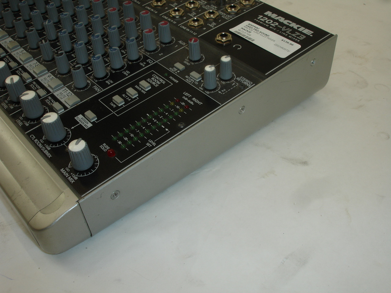 MACKIE 1202-VLZ3 アナログミキサー美品 MACKIE マッキー 1202-VLZ3 ミキサー 中古美品 MACKIE 1202-VLZ3