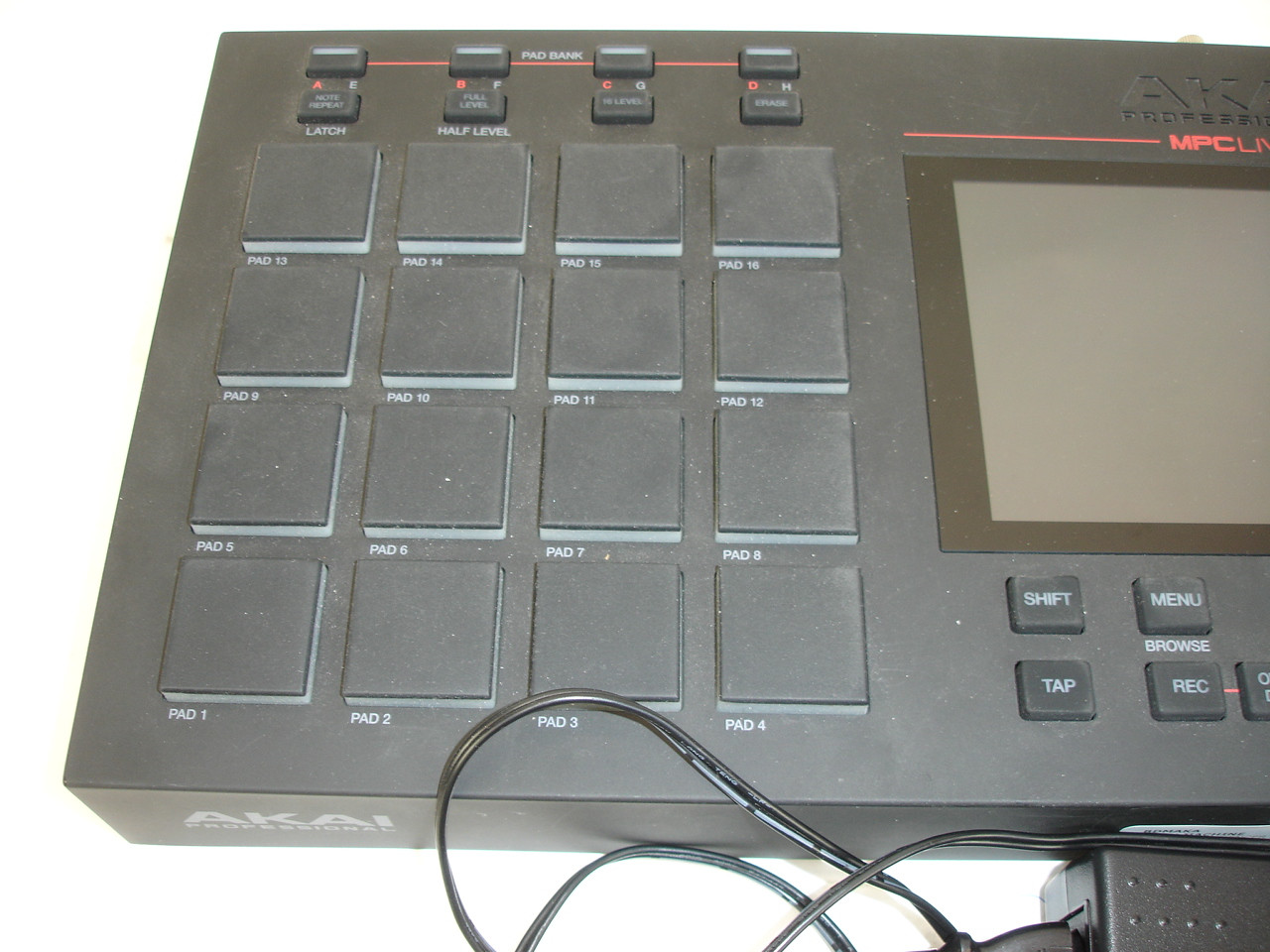 Akai MPC Live Standalone Music Production Workstation - Previously