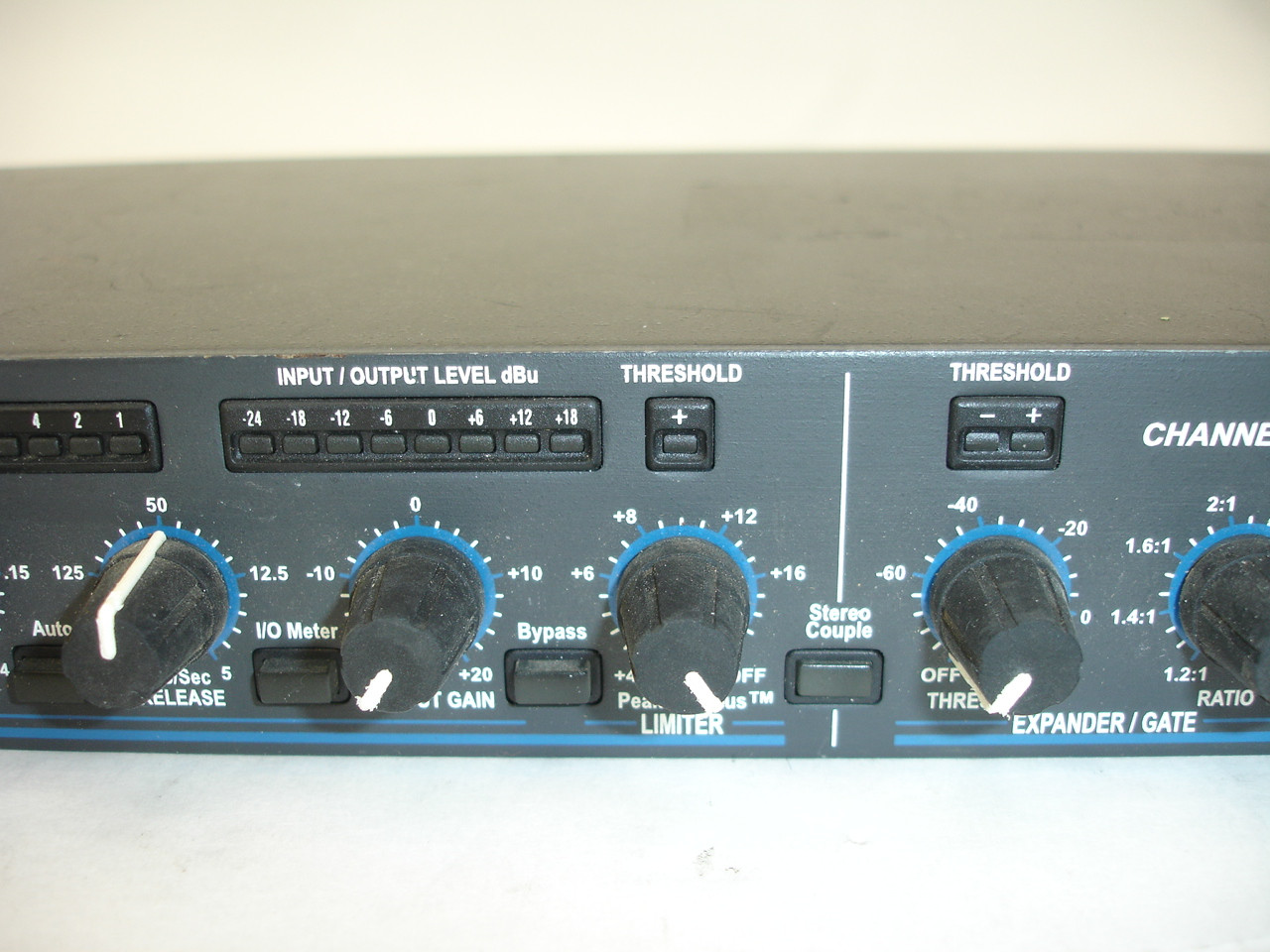 dbx 1066 Compressor / Limiter / Gate - Previously Owned - Bill's Music