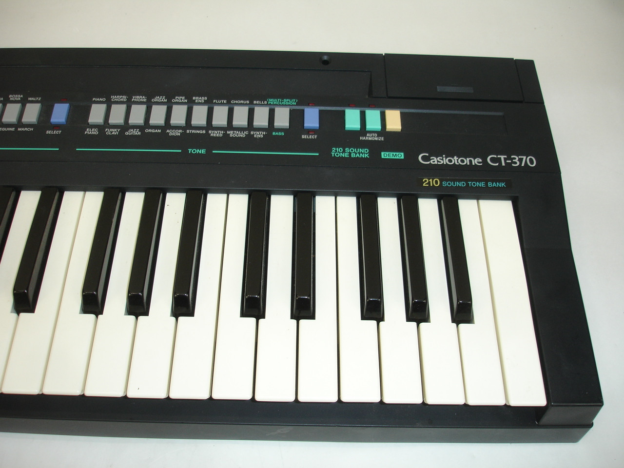 Vintage Casio Casiotone CT-370 49-Key Keyboard - Previously Owned