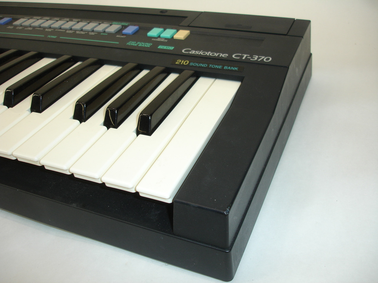 Vintage Casio Casiotone CT-370 49-Key Keyboard - Previously Owned