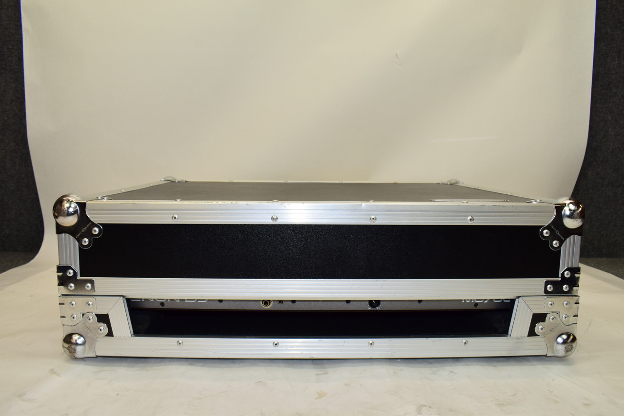 Denon MC7000 4-Channel Serato DJ Controller w/ Odyssey Road Case