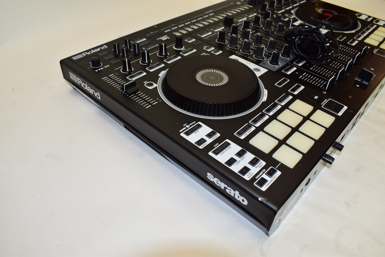 Roland DJ-808 4-Deck Serato DJ Controller - Previously Owned