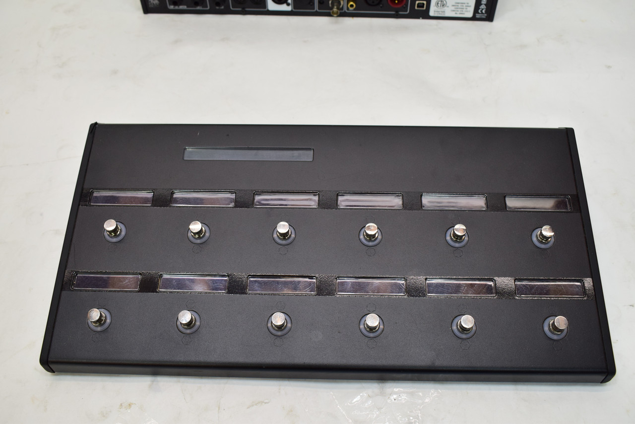 ギター HELIX control Line 6 Helix Control Floor-Based Controller for Helix Rack Guitar