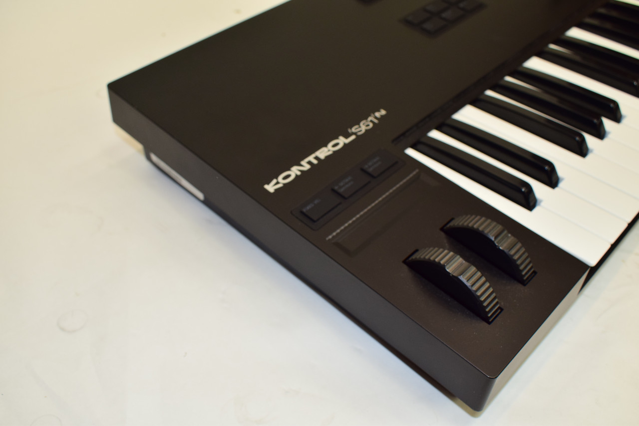 Native Instruments Kontrol S61 Mk3 61-Key Smart Keyboard