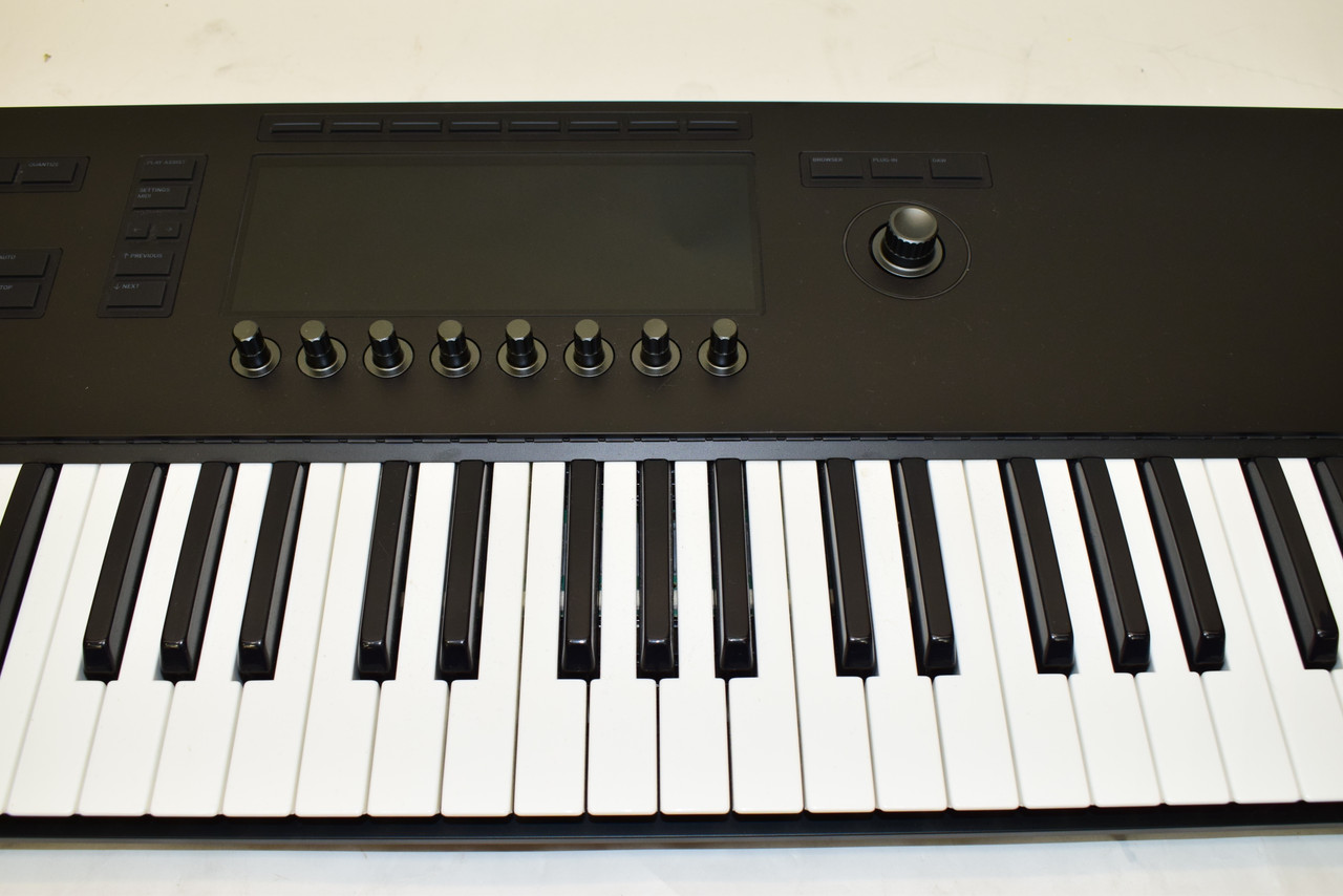 Native Instruments Kontrol S61 Mk3 61-Key Smart Keyboard