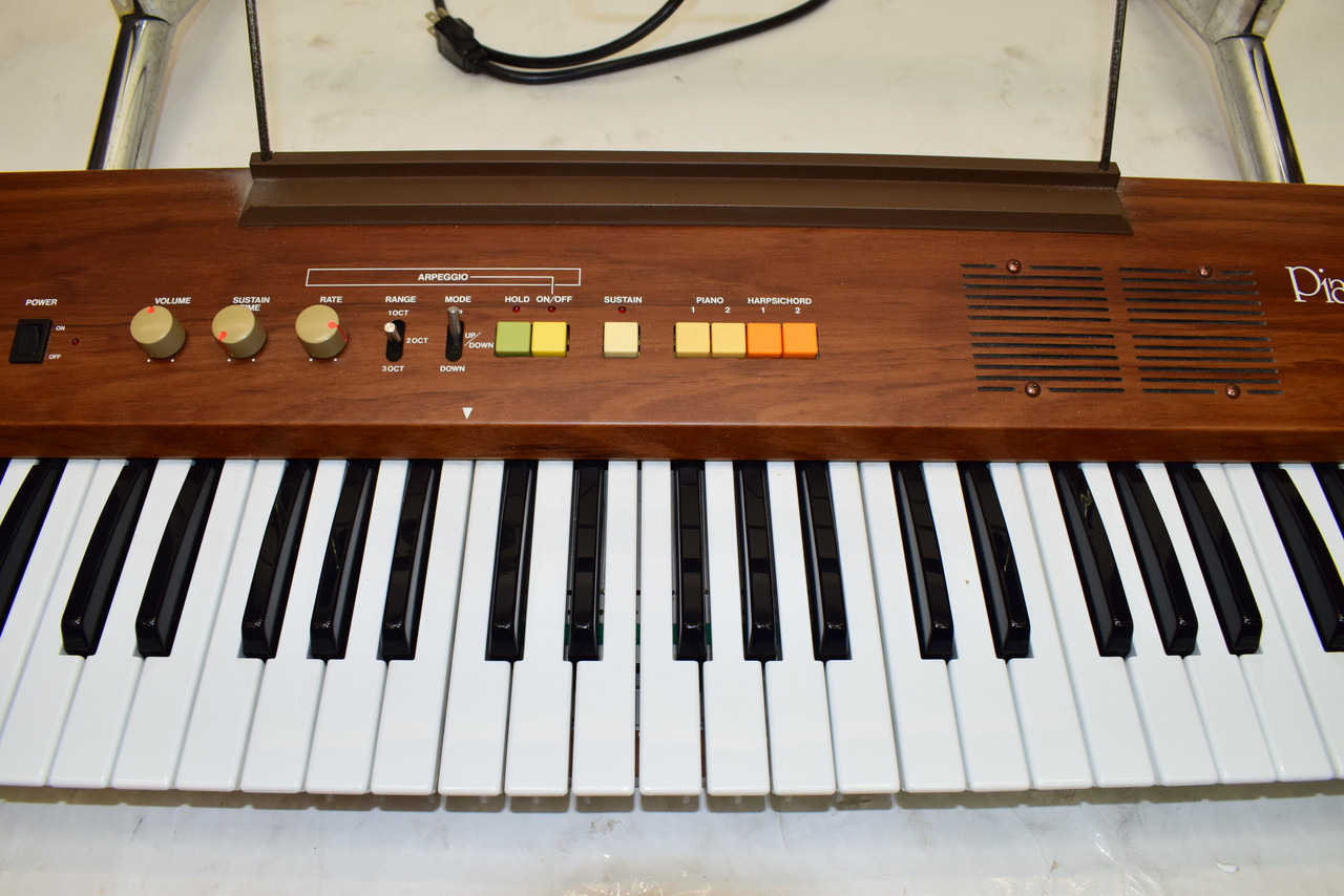 Roland HP-30 Piano Plus 30 61-Key Electric Piano Keyboard with