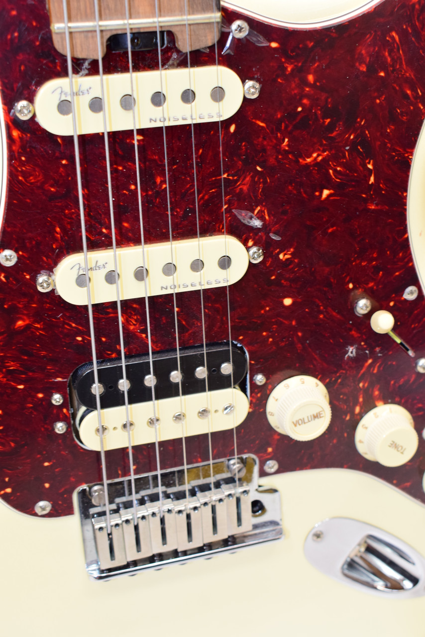 2017 Fender American Elite Stratocaster HSS ShawBucker Electric