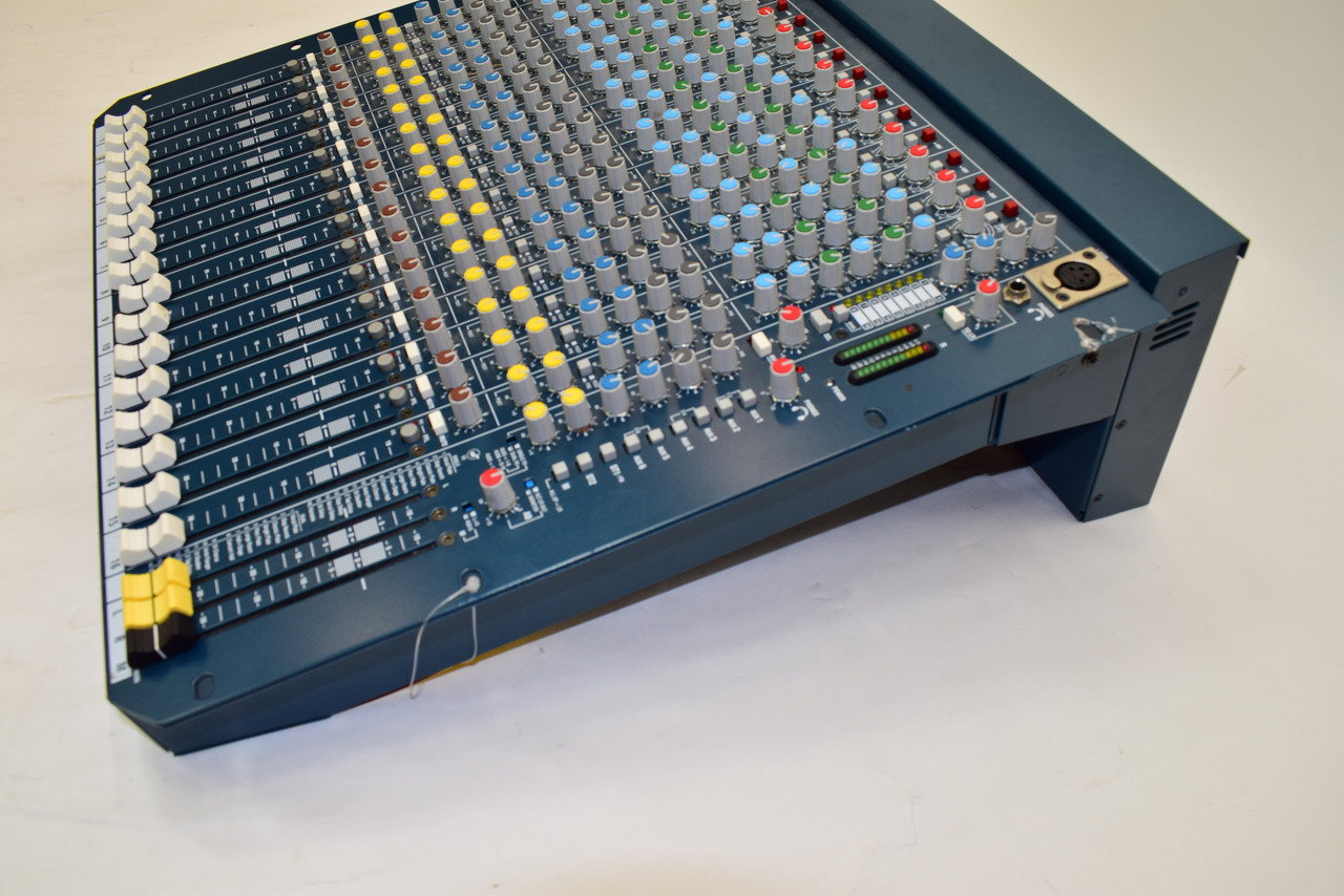 Allen & Heath MixWizard WZ3 16:2 16-Input Mixer - Previously Owned