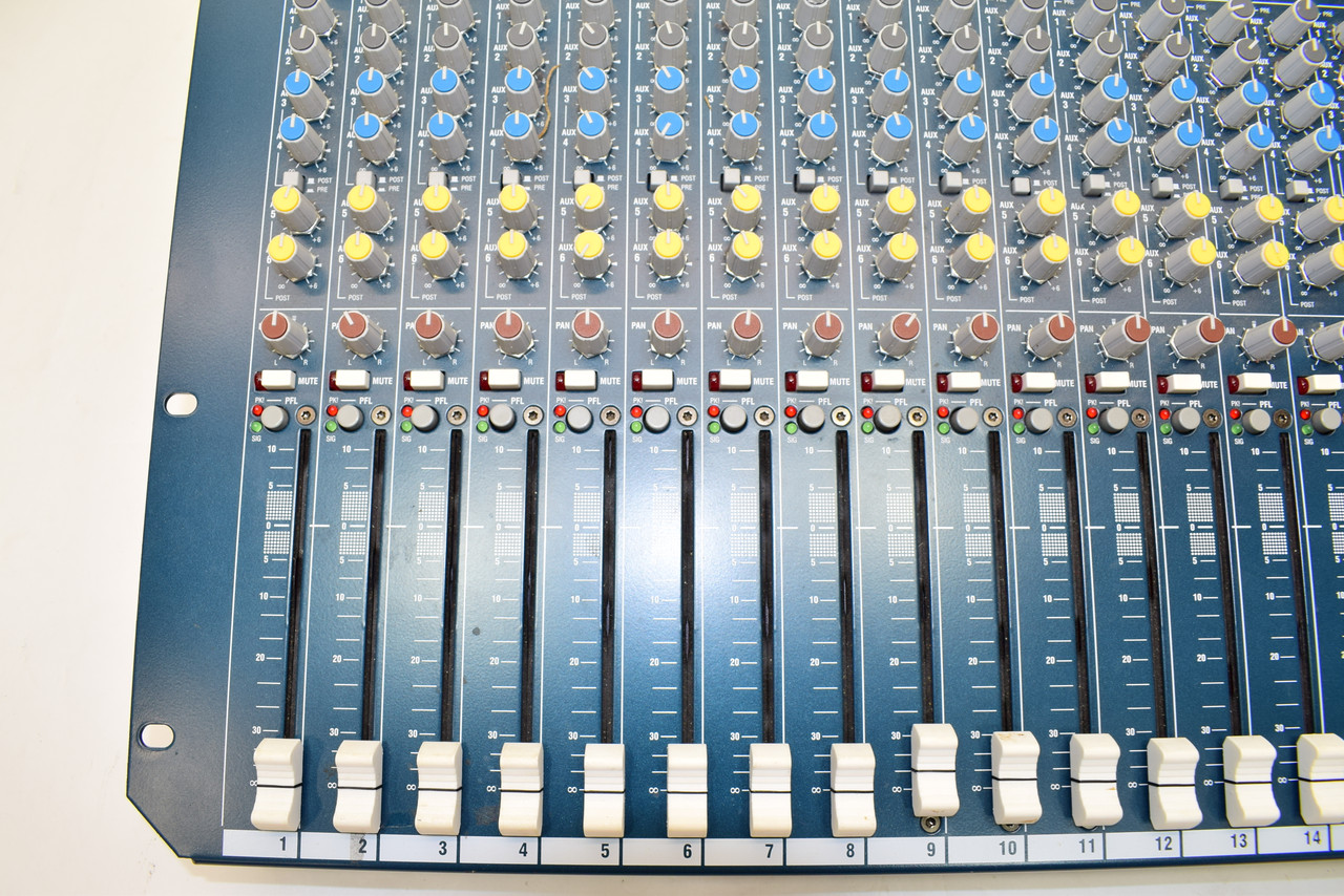 Allen & Heath MixWizard WZ3 16:2 16-Input Mixer - Previously Owned