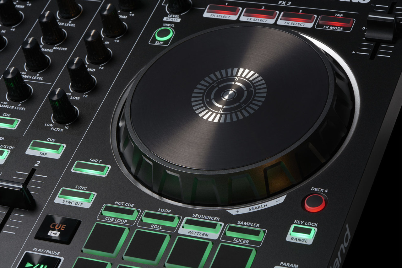 Roland DJ-202 DJコントローラー Amazon.com: Roland DJ-202 2-Channel Serato DJ Controller